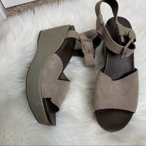 Kork Ease Brown Taupe Leather Platform Wedges Size 10 - Picture 2 of 8